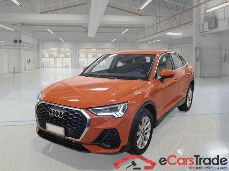 AUDI Q3 SPORTBACK / 2019 / 5P / SUV 45 TFSI E S TRONIC BUSINESS PLUS