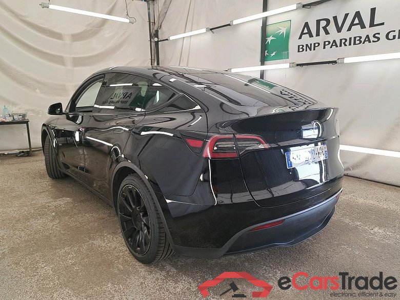TESLA Model Y / 2021 / 5P / SUV RWD #3