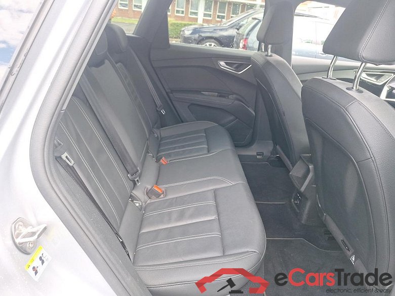 AUDI Q4 E-TRON BEV 82KWH 40 S LINE AUTO #6