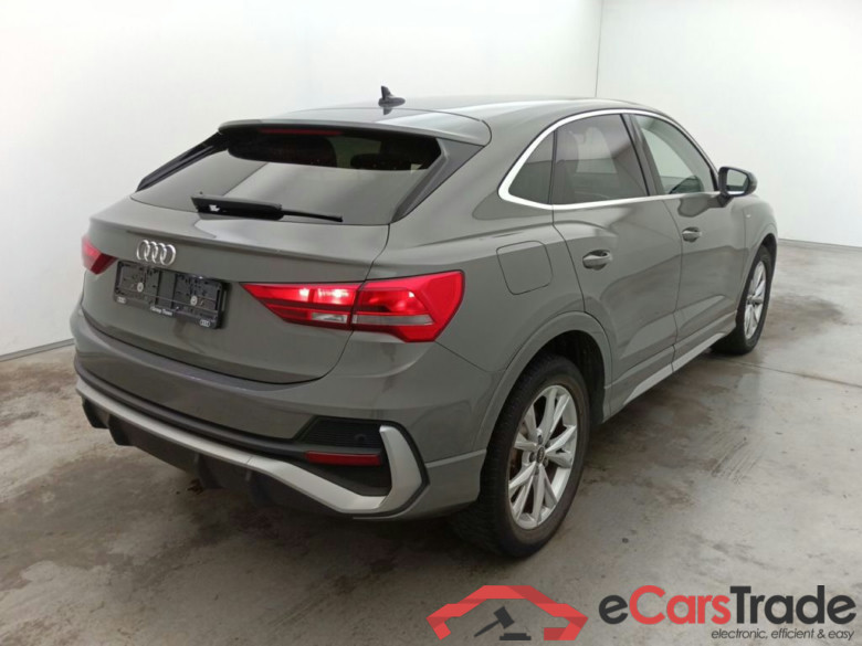 Audi Q3 Sportback 35 TDI S tronic S Line Business Ed 5d #2