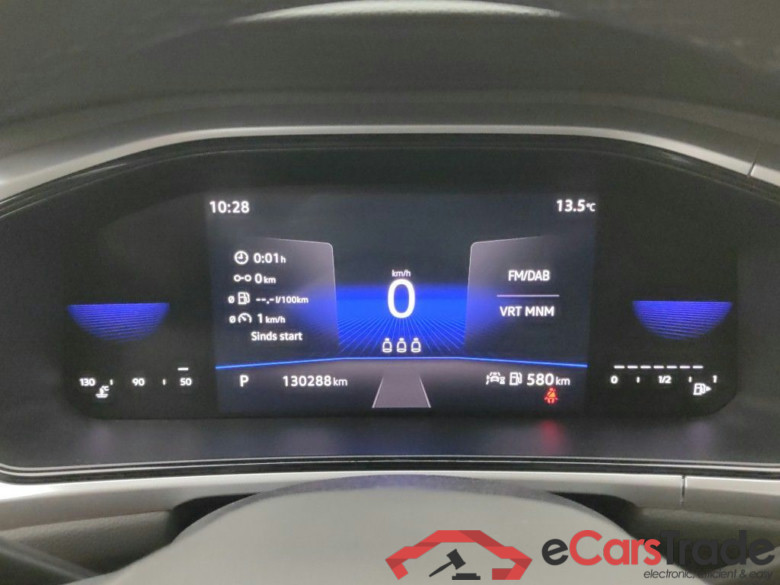 Volkswagen T-Roc 1.5 TSI Life DSG 5d #6