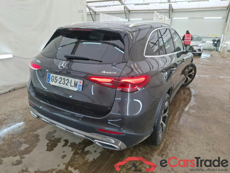 MERCEDES-BENZ GLC / 2022 / 5P / SUV GLC 300 e Business Line 4MATIC #3