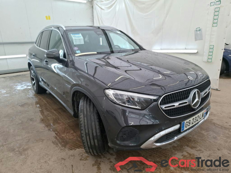MERCEDES-BENZ GLC / 2022 / 5P / SUV GLC 300 e Business Line 4MATIC #4