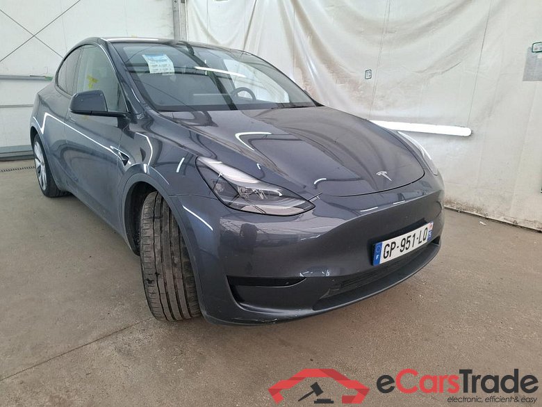 TESLA Model Y / 2021 / 5P / SUV RWD #5