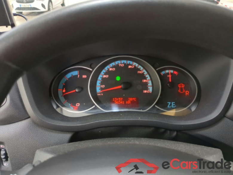 RENAULT Master / 2019 / 4P / Fourgon tôlé FG Z.E.Tr CF F3100 L2H2 R75 AI - 19 #6