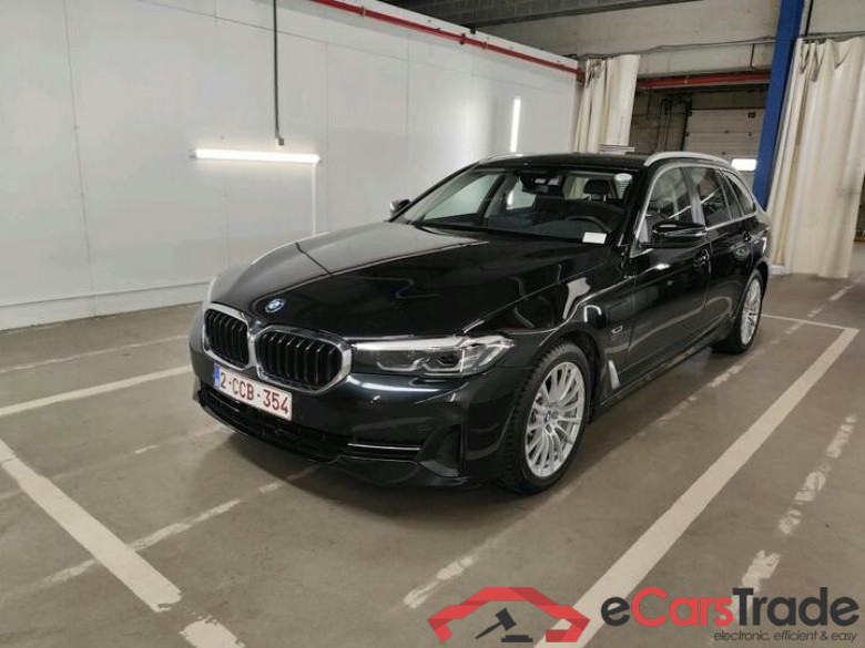 BMW 5 Reeks Touring 5 Reeks Touring 530e Auto (PHEV) 215kW/292pk  5D/P Auto-8 #1