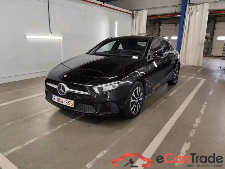 Mercedes A-Klasse Limousine A-Klasse Limousine A 250 e Business Line (PHEV) 160kW/218pk  4D/P Auto-7