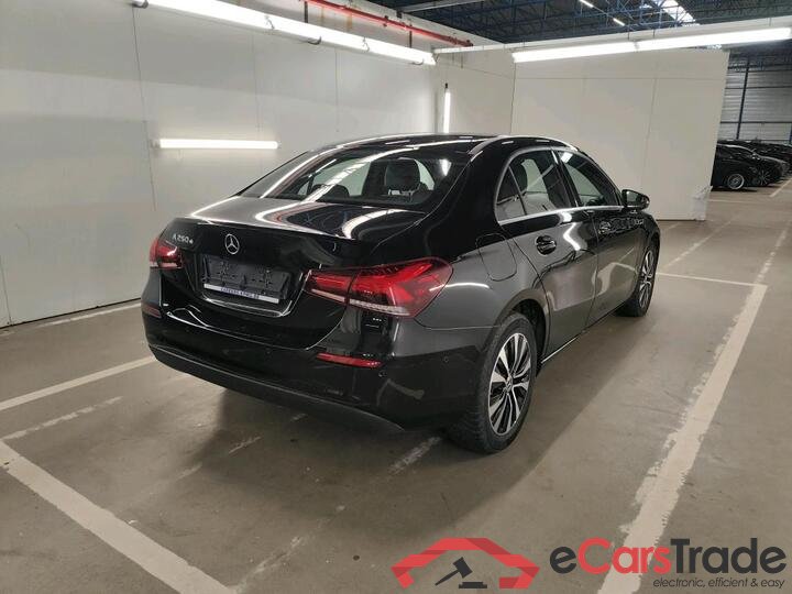 Mercedes A-Klasse Limousine A-Klasse Limousine A 250 e Business Line (PHEV) 160kW/218pk  4D/P Auto-7 #4