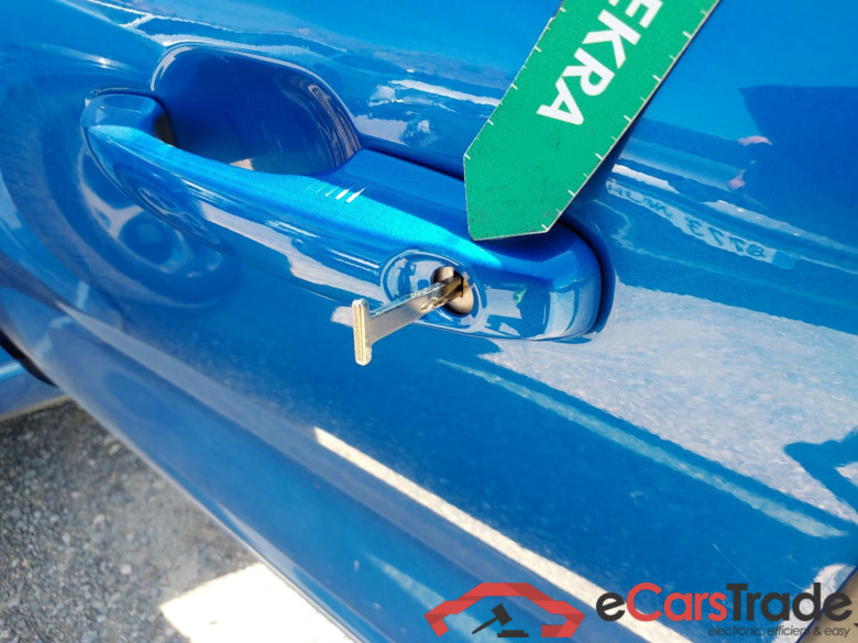 FORD Kuga 2.5 PHEV 243cv AutomÃ¡tico WT + gancho ST-LINE X(Pano-Roof + Winterpack) #6