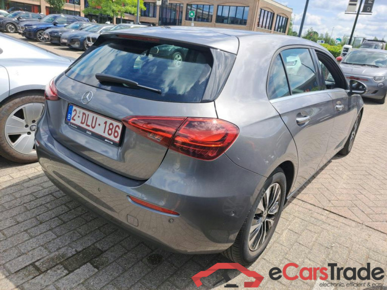 MERCEDES-BENZ A-CLASS 2.0 A 180 D BUSINESS LINE DCT #4