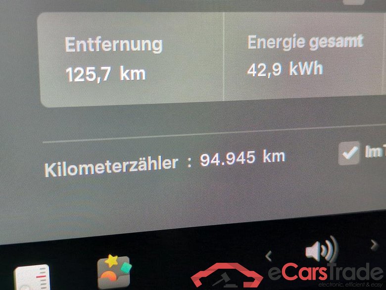 TESLA Model 3 Langstreckenbatt. Allradantrieb Dual Motor 4d 366kW #5