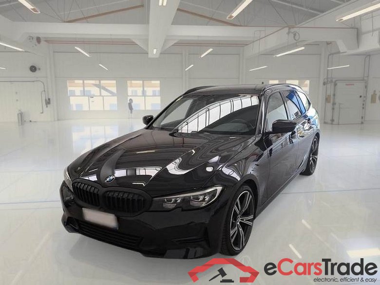 BMW SERIE 3 / 2018 / 5P / STATION WAGON 318D 48V BUSINESS ADVANTAGE TOURING AUTO
