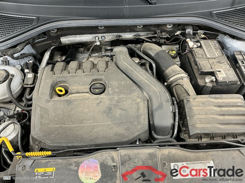 VOLKSWAGEN T-ROC 1.5 TSI DSG ELEGANCE #6