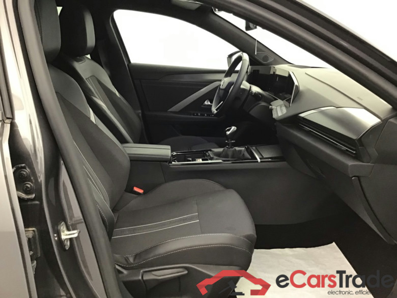 Opel Astra GS 1.2 Gasoline 132hp #6