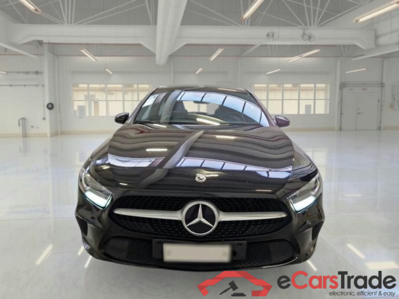 MERCEDES-BENZ CLASSE A / 2018 / 5P / BERLINA A 200 AUTOMATIC BUSINESS #6