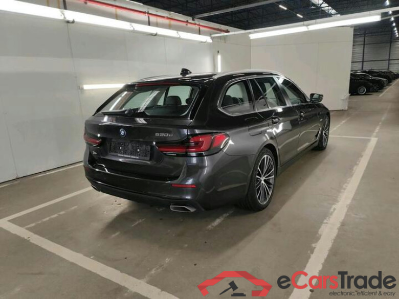 BMW 5 Reeks Touring 5 Reeks Touring 530e Auto (PHEV) 215kW/292pk  5D/P Auto-8 #3