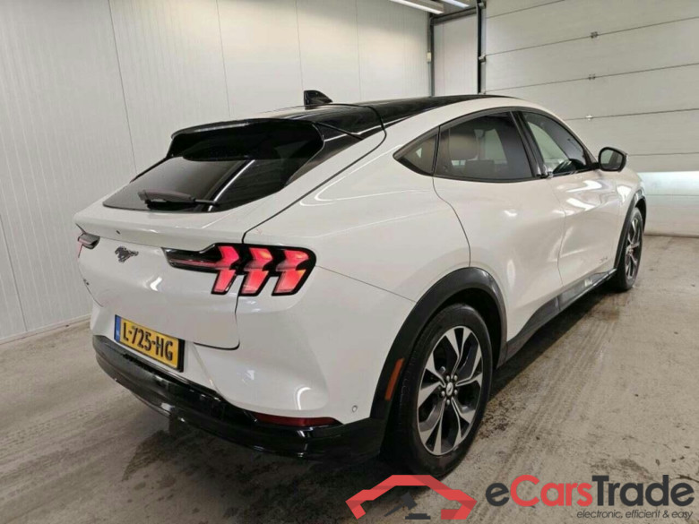 FORD Mustang Mach-E AWD 75 kWh #2