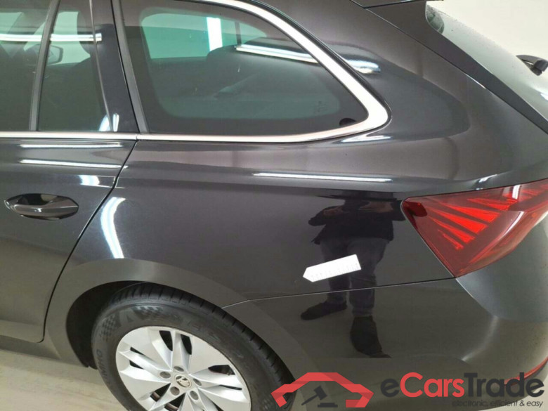 SKODA OCTAVIA COMBI 1.0 TSI CLEVER #4