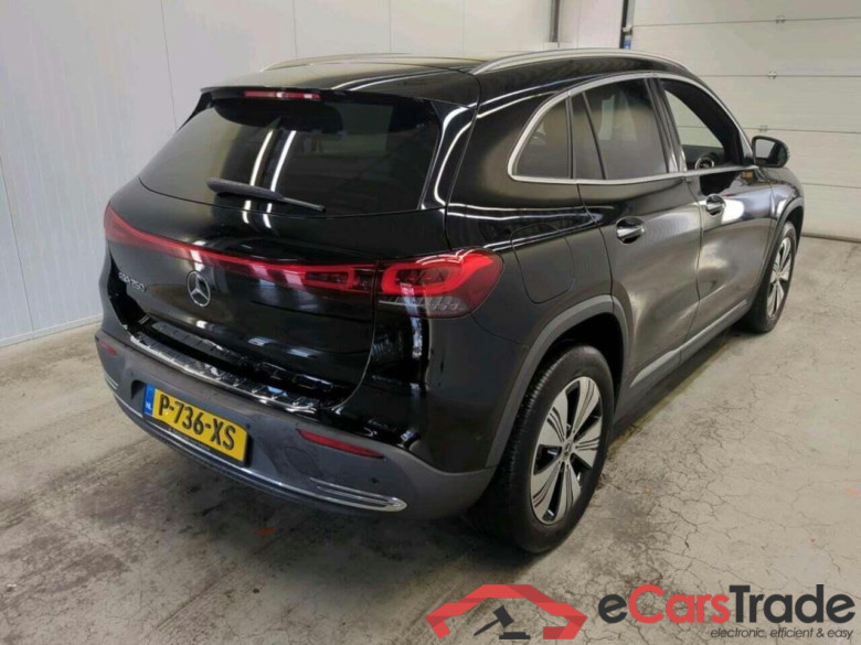 MERCEDES-BENZ EQA 250 Bns Sol. Lux #2
