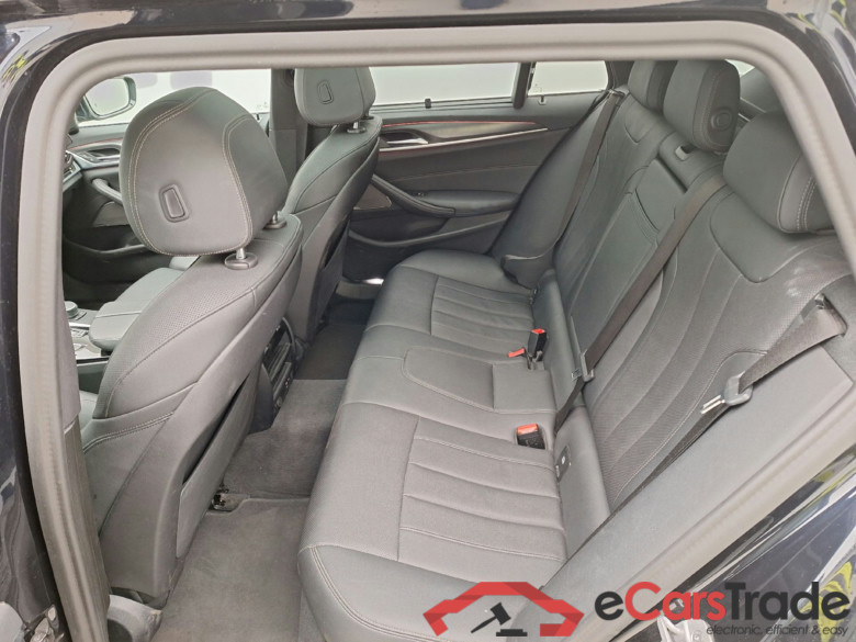 BMW, 5-serie To FL'20, BMW 5 Reeks Touring 520i Aut. (120 kW) 5d #4