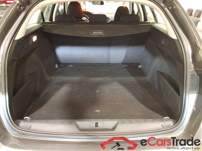 PEUGEOT 308 SW - 2017 1.2 PureTech Active (EU6.3) #3