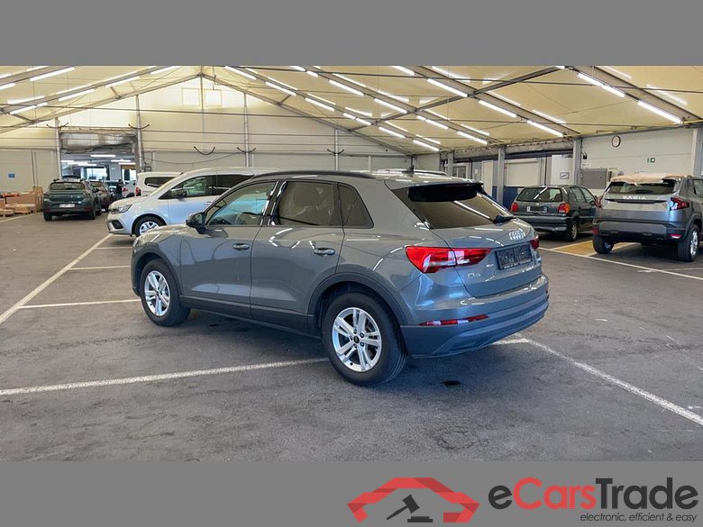 AUDI Q3 35 TFSI Attraction #3