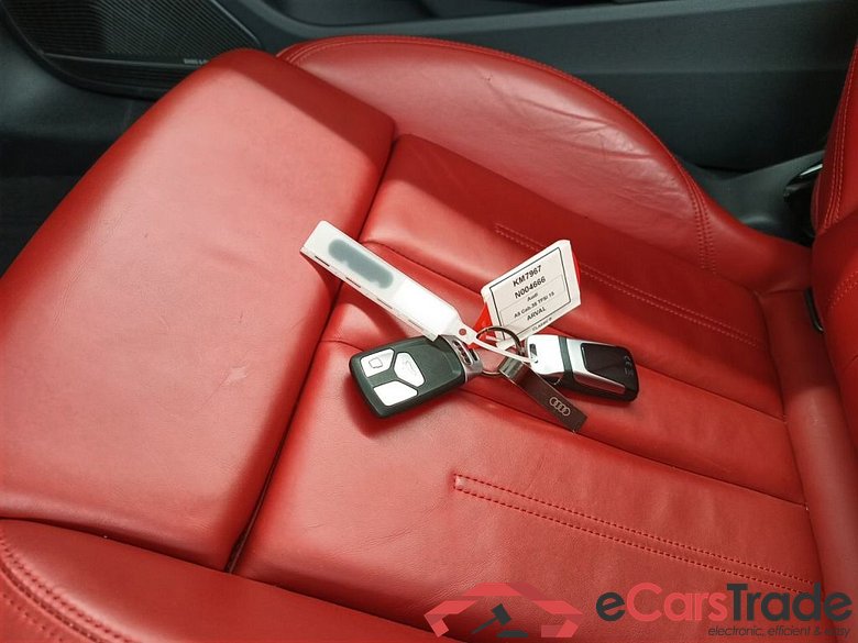 AUDI A5 CABRIOLET - 2020 35 TFSI 150 S tronic 2d #4