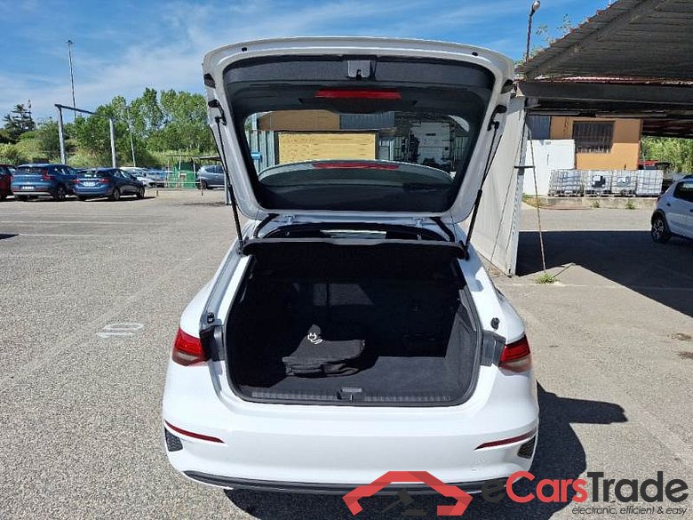 AUDI A3 / 2020 / 5P / BERLINA 40 TFSI E S TRONIC BUSINESS S.BACK #5