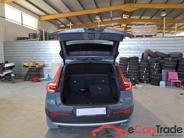 VOLVO XC40 / 2021 / 5P / SUV T4 RECHARGE PLUG-IN AUTO CORE #5