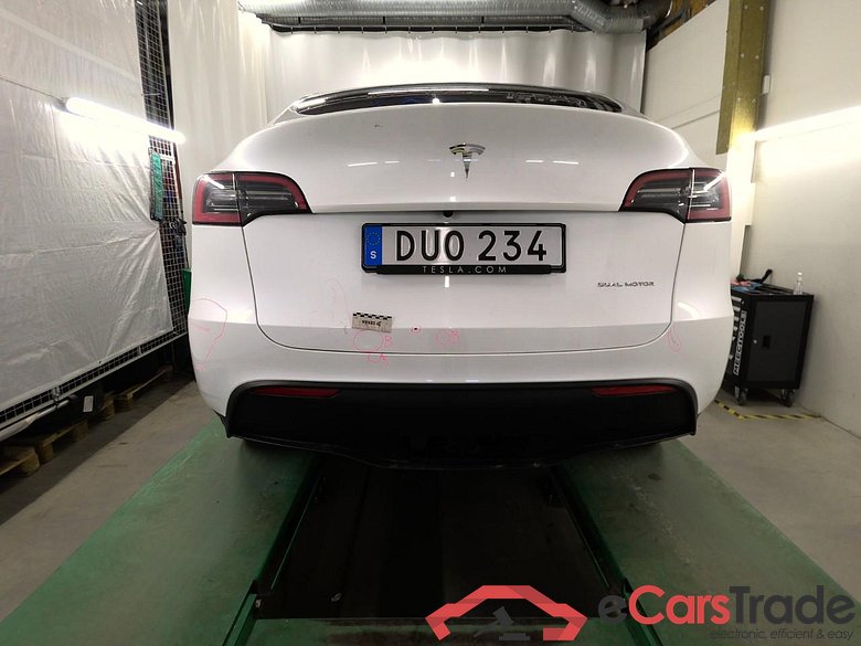 Model Y Long-Range AWD #5
