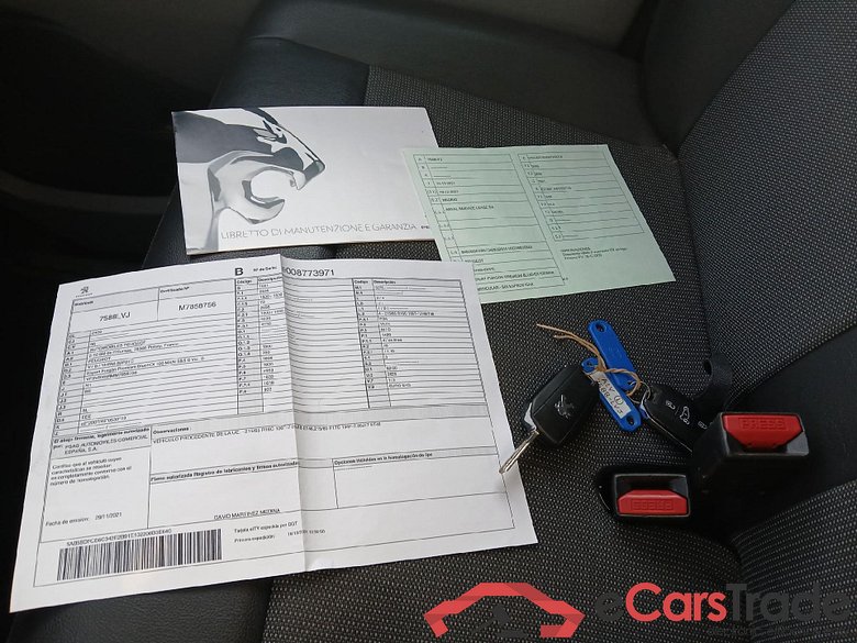 PEUGEOT Expert / 2016 / 4P / furgón Furgón Premium 1.5 BlueHDi 100 Standard (AC) #5