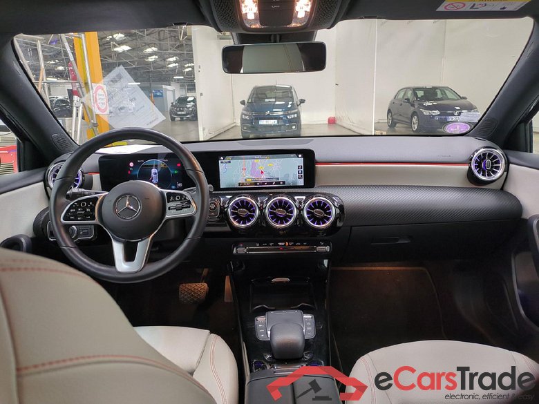 MERCEDES-BENZ Classe A Compact / 2018 / 5P / Berline A 180 Business Line 7G-DCT #5