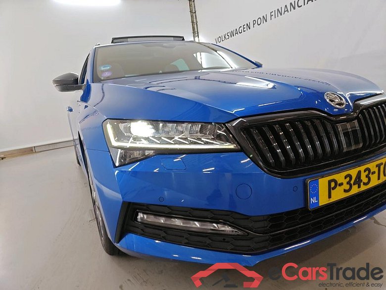 SKODA Superb Combi 110 kW #4