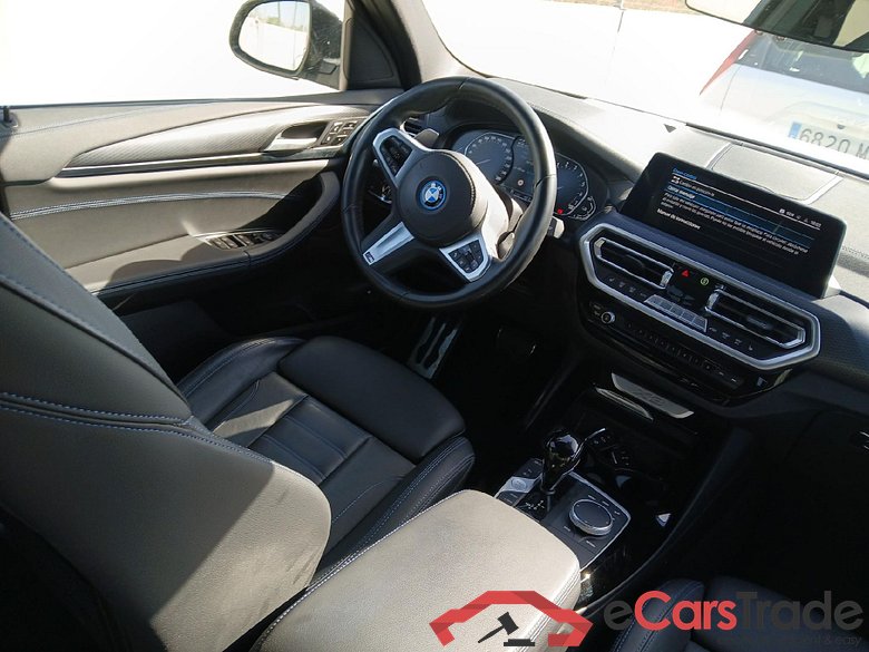 BMW X3 / 2021 / 5P / todoterreno xDrive30e xLine PAQUETE DEPORTIVO M #3