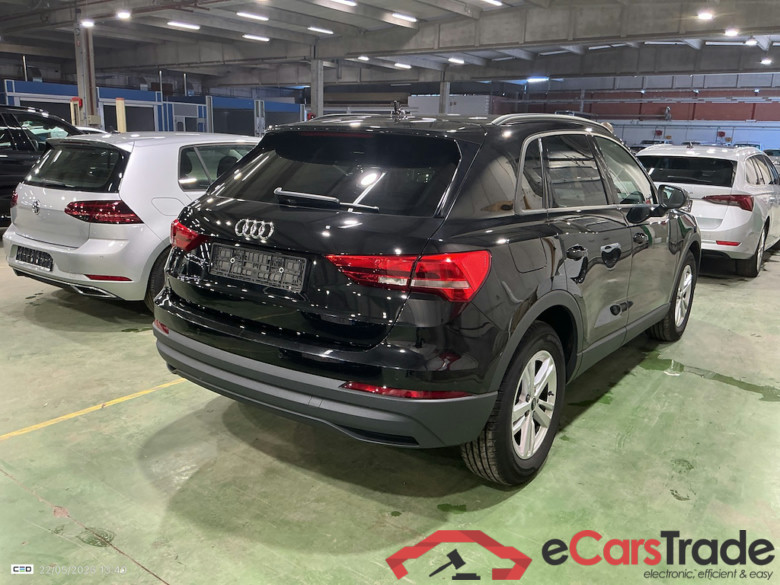 AUDI Q3 2.0 35 TDI S TRONIC BUS. ED. ATTRACTION #4