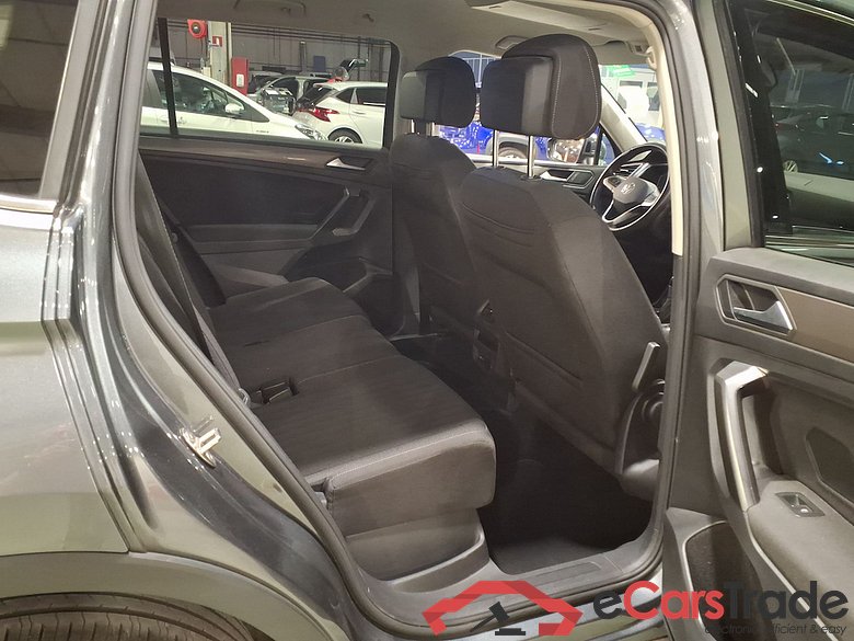 VOLKSWAGEN TIGUAN ALLSPACE 2.0 TDI LIFE DSG #5