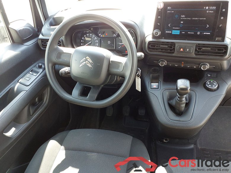 CITROËN Berlingo  CITROËN Berlingo  VAN M 950 HDI 100 BVM6 + PACK CHANTIER + CABINE EXTENSO +ECRAN 8 POUCES + CAMERA RECUL #4
