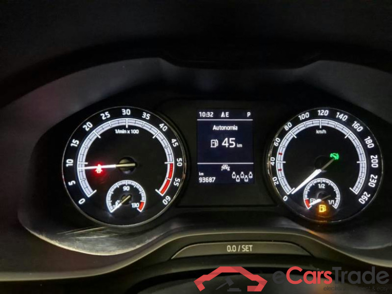 SKODA KODIAQ / 2016 / 5P / SUV 2.0 TDI EVO SCR EXECUTIVE DSG #4