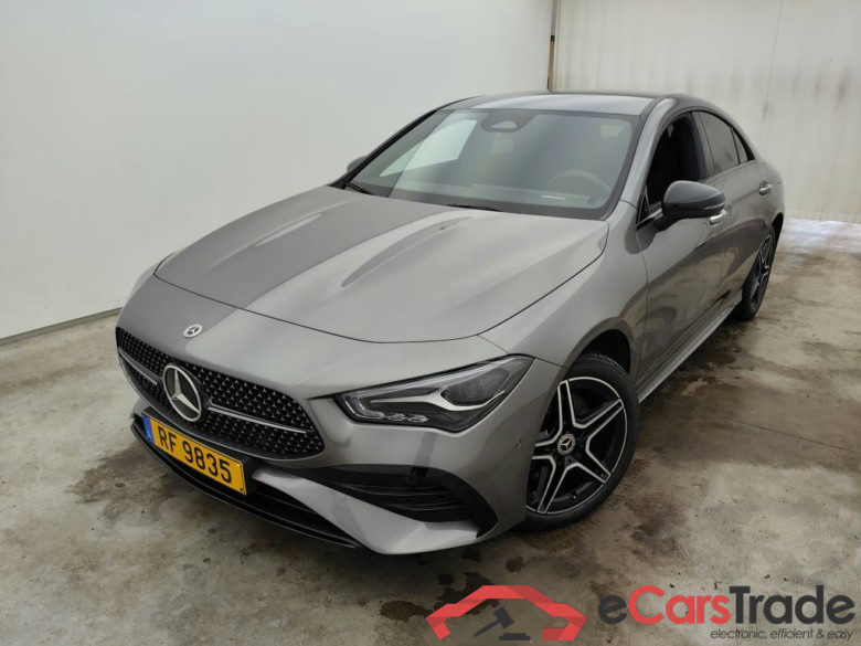 Mercedes-Benz CLA CLA 250 e AMG Line 4d #1