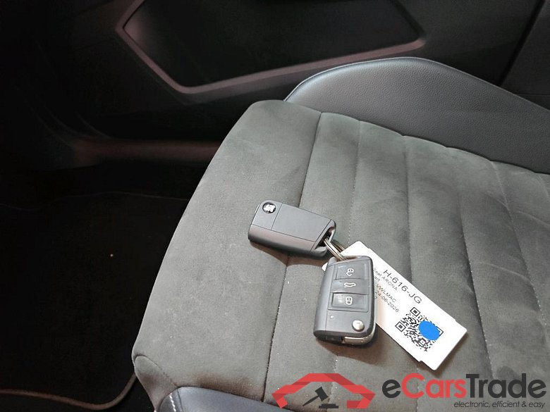 SEAT Arona 70 kW #6