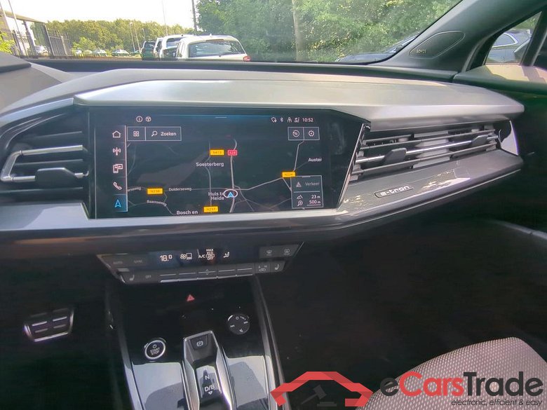 AUDI Q4 e-tron 150 kW #2