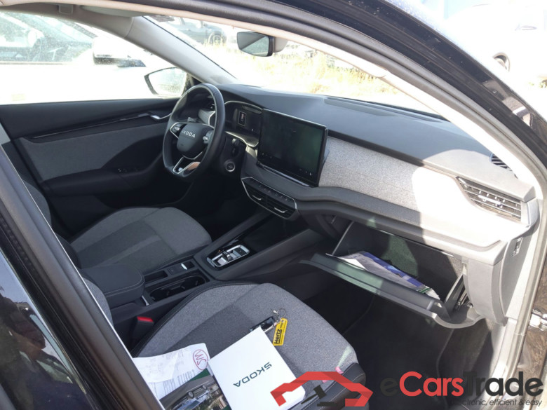 SKODA Octavia 1.5 TSI 110kW (150CV) m-HEV DSG 7 vel. AutomÃ¡tico Combi Design(Pano + Winterpack) #3