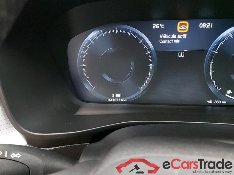 VOLVO - VOL XC40 T2 129PK Geartronic Momentum Pro & Park Assist Pack  * PETROL * #5