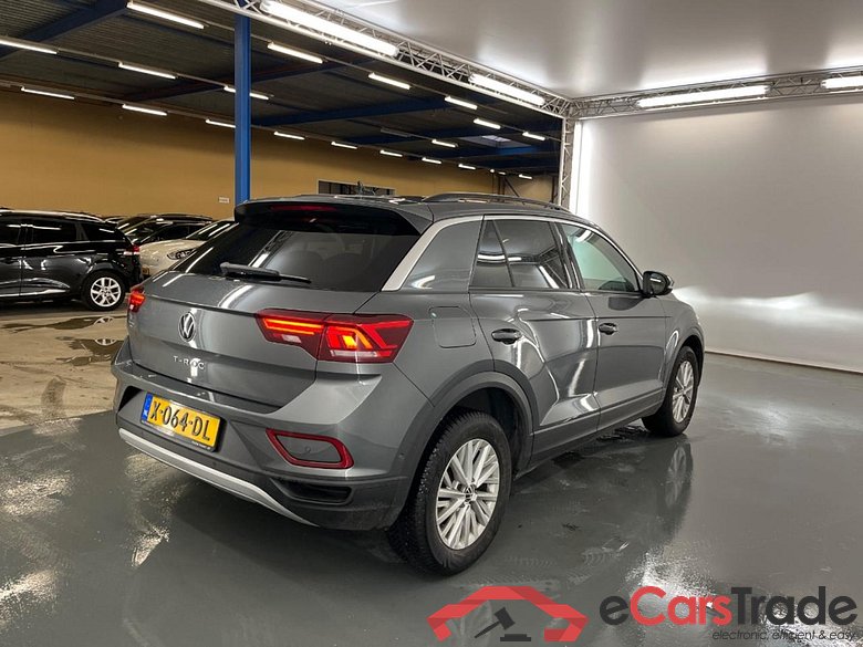 VOLKSWAGEN T-Roc 1.0 TSI Life #4