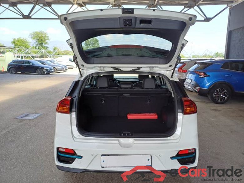 KIA NIRO / 2019 / 5P / BERLINA E-NIRO 64 KWH STYLE #5