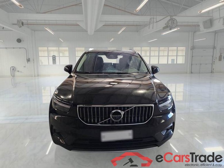 VOLVO XC40 / 2017 / 5P / SUV T5 PLUG-IN HYBRID AUTO RECH INSCRIP EXPR #6