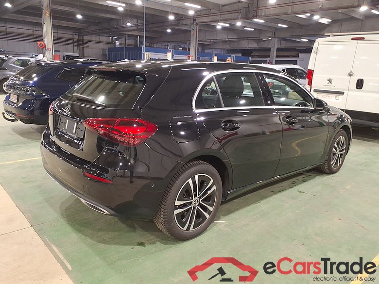 MERCEDES-BENZ A-CLASS 1.3 A 250 E LUXURY LINE DCT #4
