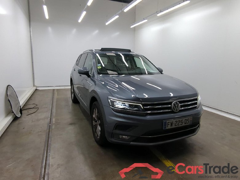 VOLKSWAGEN Tiguan Allspace / 2017 / 5P / SUV 2.0 TDI 150 DSG7 Carat #2