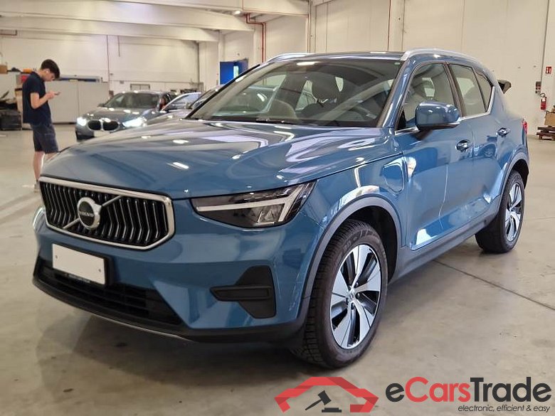 VOLVO XC40 / 2021 / 5P / SUV T5 RECHARGE PLUG-IN AUTO PLUS BRIGHT