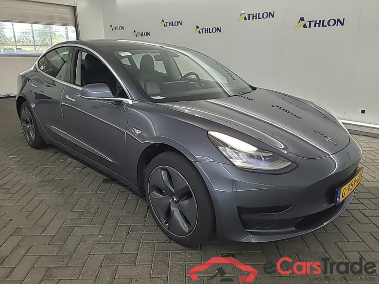 Tesla Model 3 Standard Range Plus RWD 4D 211kW #2